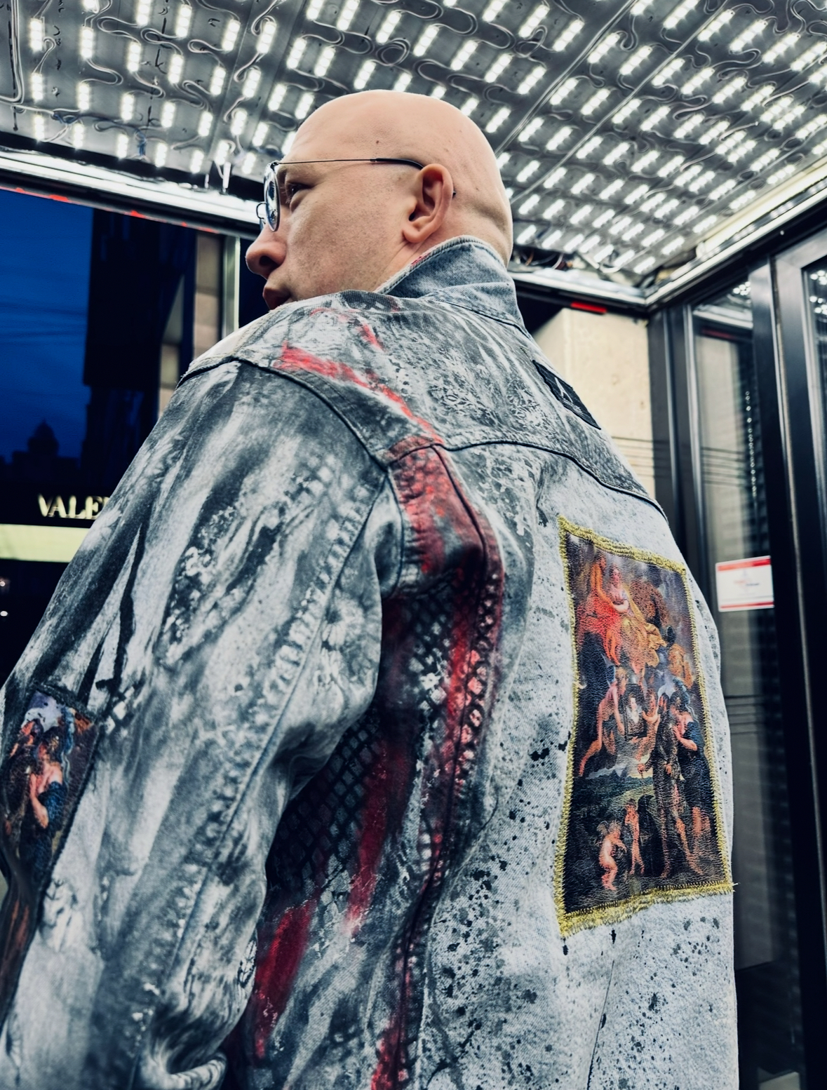 AASCOUTURE handcrafted jacket with artistic detailing